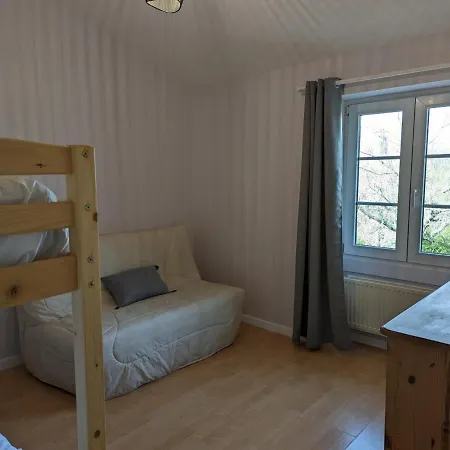 Familial Avec Piscine Chauffee Et Wifi, Au Coeur De La Nature, Proche Chadurie, Charente - Fr-1-653-172