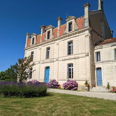 Familial Avec Piscine Chauffee Et Wifi, Au Coeur De La Nature, Proche Chadurie, Charente - Fr-1-653-172 Montmoreau